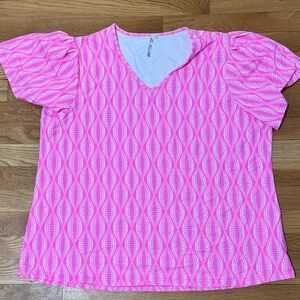 Lulu-B Pink and White Womens Short Sleeve Top